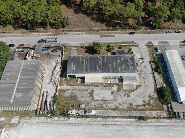 761 Wesley Ave, Tarpon Springs, FL à vendre - Photo de l’immeuble – Image 2 sur 7