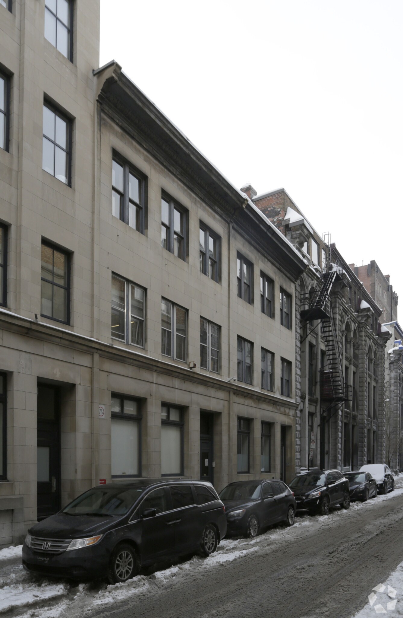 356 Rue Le Moyne, Montréal, QC à louer Photo principale– Image 1 sur 8