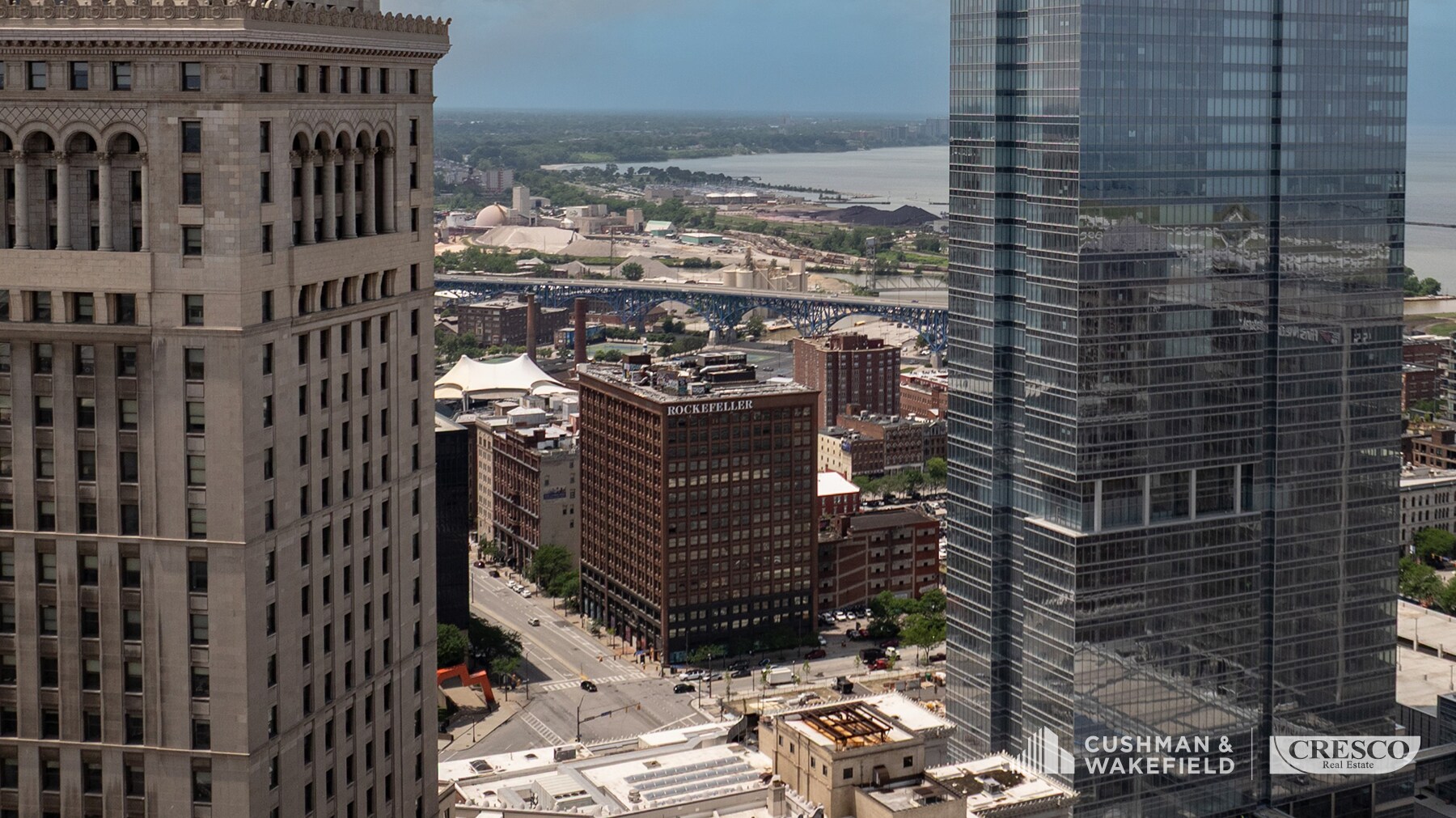 614 W Superior Ave, Cleveland, OH à vendre Photo de l’immeuble– Image 1 sur 7