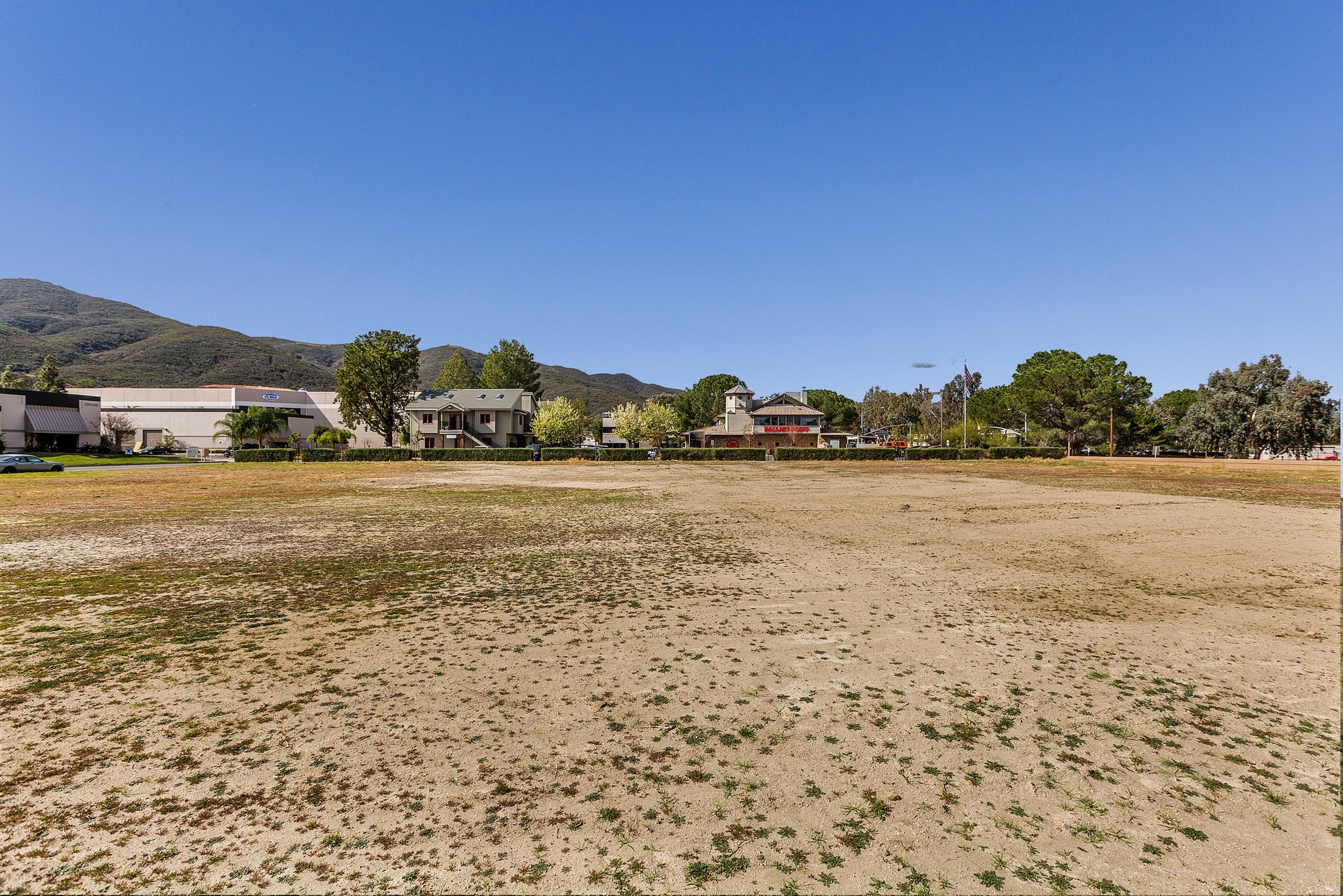 Felix Valdez Ave, Temecula, CA à vendre Photo principale– Image 1 sur 16