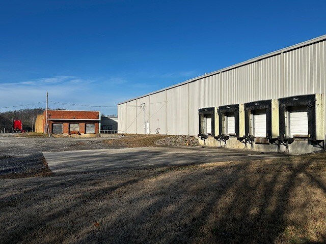 1347 Hwy 411 N, Etowah, TN à louer - Photo de l’immeuble – Image 2 sur 3