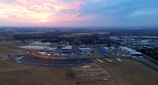 London Oxford Airport - immobilier d'entreprise