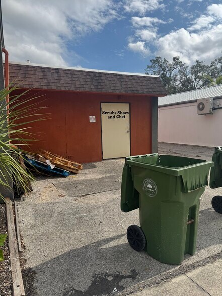 1002 Manatee Ave, Bradenton, FL à louer - Photo de l’immeuble – Image 3 sur 19