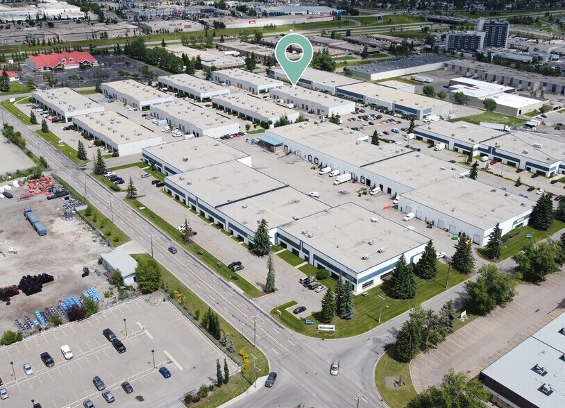 1480 28th St NE, Calgary, AB à louer - Aérien – Image 2 sur 5
