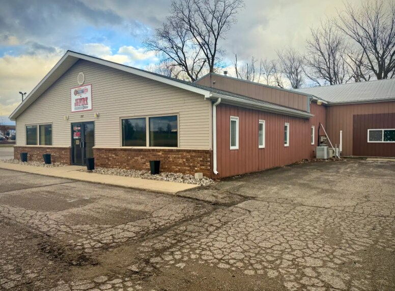 207 E Kipp Rd, Mason, MI à vendre - Photo de l’immeuble – Image 3 sur 15