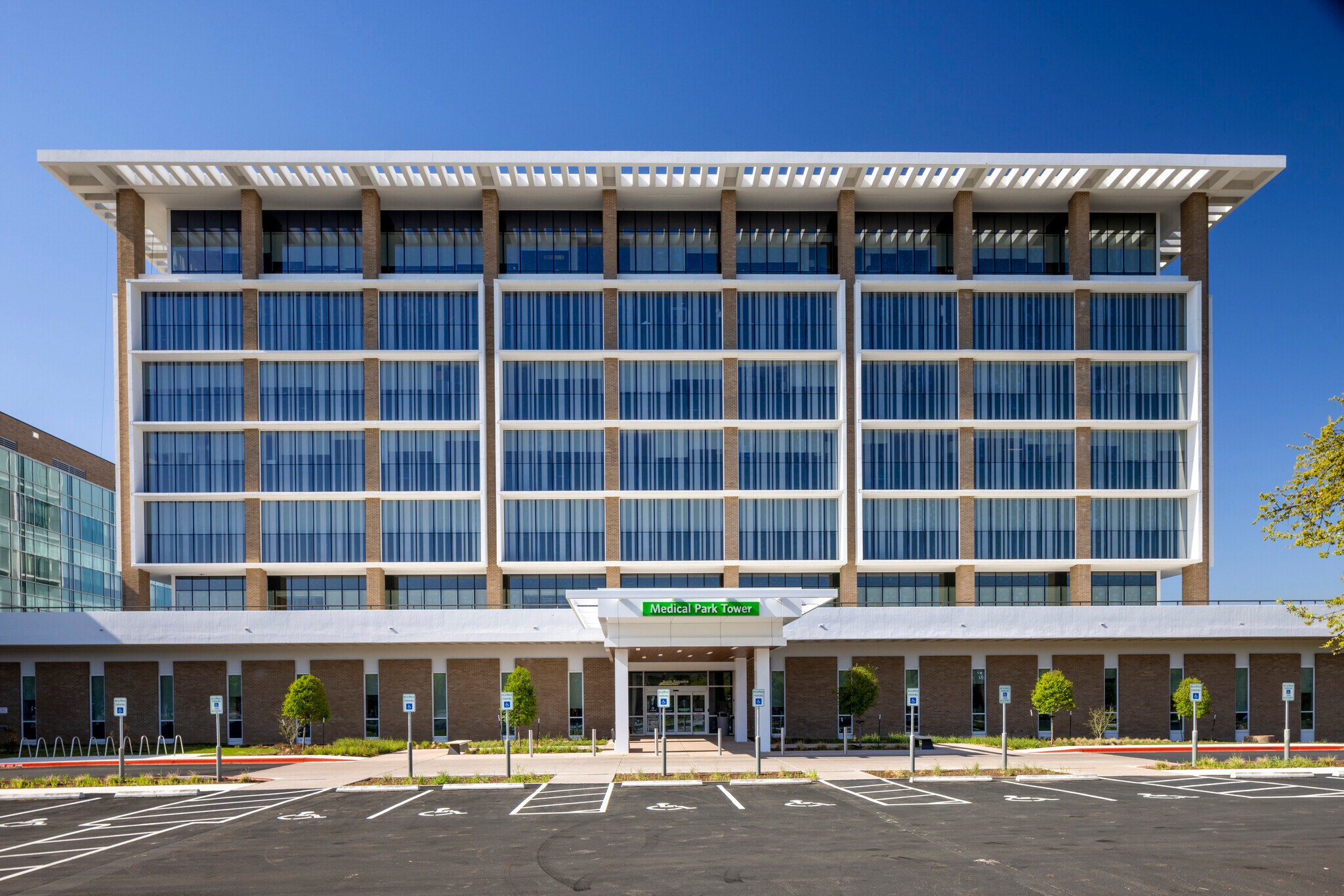 1301 W 38th St, Austin, TX à louer Photo principale– Image 1 sur 15