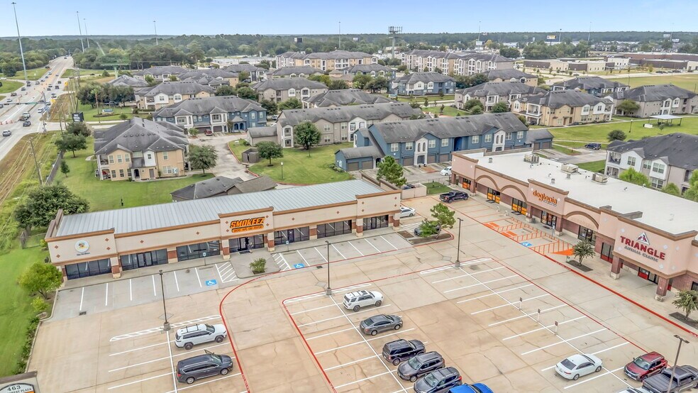463 Fm-1488, Conroe, TX à louer - Photo de l’immeuble – Image 1 sur 8