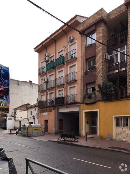 Immeuble residentiel dans Talavera de la Reina, Toledo à vendre - Photo principale – Image 1 sur 2