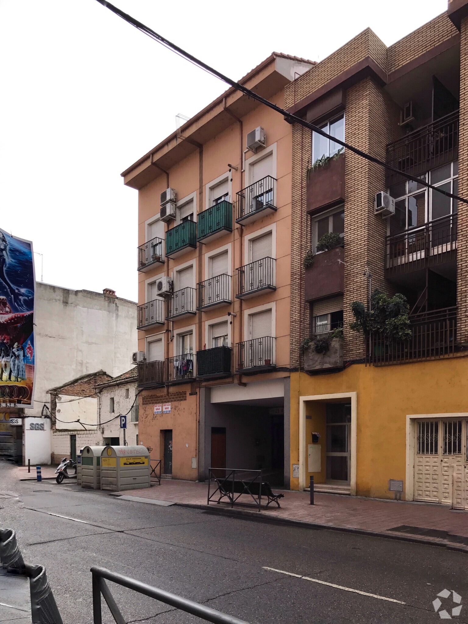 Immeuble residentiel dans Talavera de la Reina, Toledo à vendre Photo principale– Image 1 sur 3