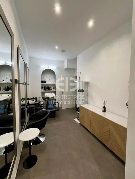 Local commercial dans Nice à louer - Photo de l’immeuble – Image 3 sur 4