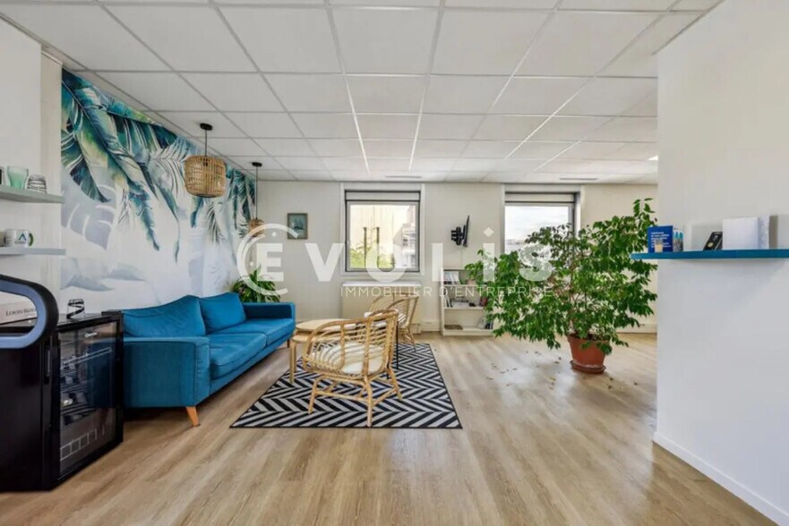 1 Rue Du Centre, Noisy-le-Grand à louer - Photo intérieure – Image 2 sur 25