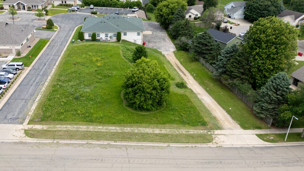 1022 Bel Air Ln, Rochester, MN à louer - Aérien – Image 2 sur 5