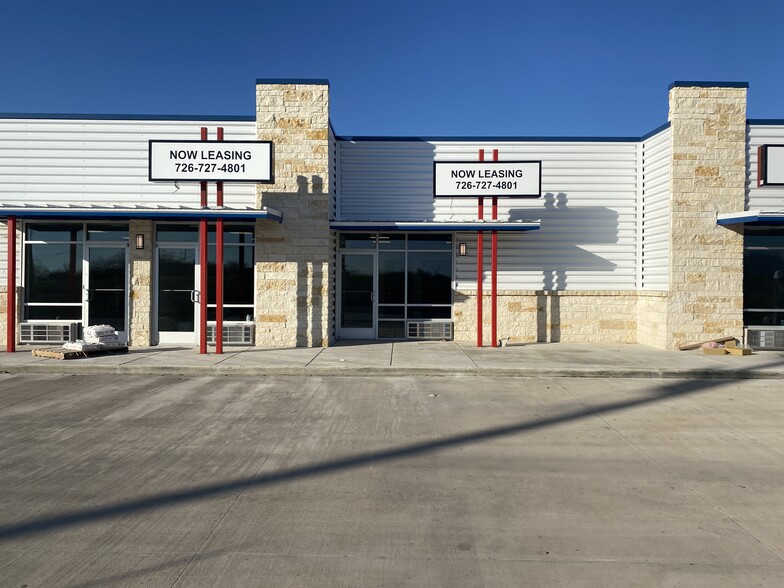 7903 SW Loop 410, San Antonio, TX à louer - Photo de l’immeuble – Image 2 sur 4