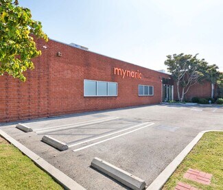 Plus de détails pour 13100 Yukon Ave, Hawthorne, CA - Local d’activités à vendre