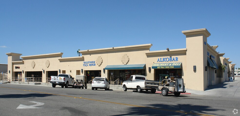 42005 Cook St, Palm Desert, CA à louer - Photo de l’immeuble – Image 1 sur 4