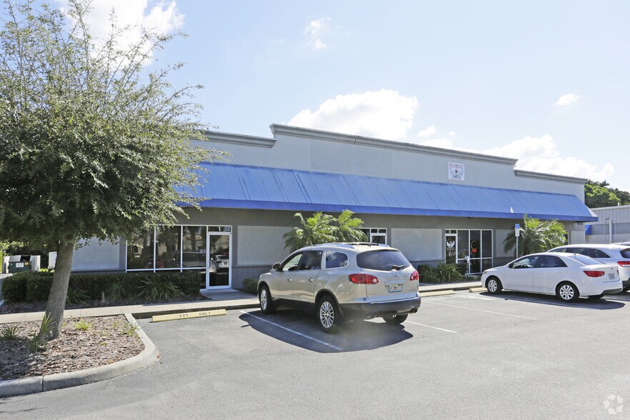 16171 San Carlos Blvd, Fort Myers, FL à louer - Photo de l’immeuble – Image 3 sur 4