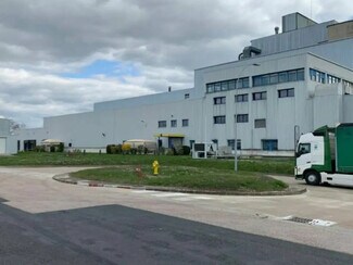 Plus de détails pour Local d'activités à louer