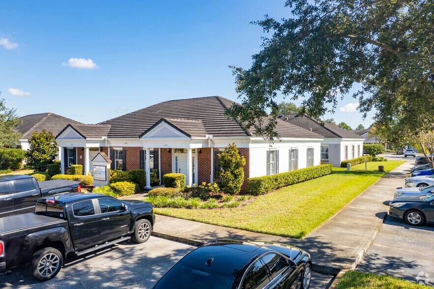 1307-1309 Providence Rd, Brandon, FL à louer - Photo de l’immeuble – Image 3 sur 11