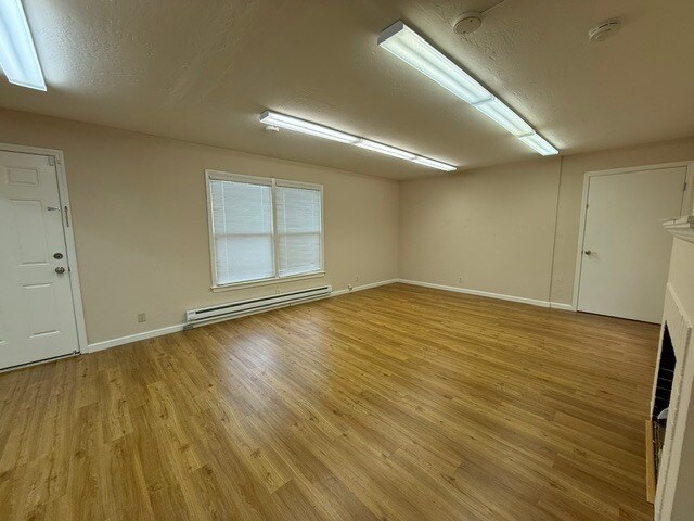 119 Park Blvd, Millbrae, CA à louer - Photo de l’immeuble – Image 3 sur 6