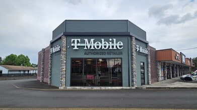 3202-3210 Ocean Beach Hwy, Longview, WA à louer Photo intérieure– Image 2 sur 5