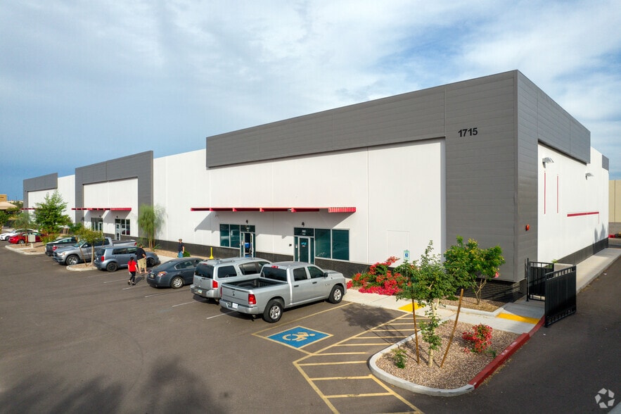 1715 N Rosemont, Mesa, AZ à louer - Photo principale – Image 1 sur 17