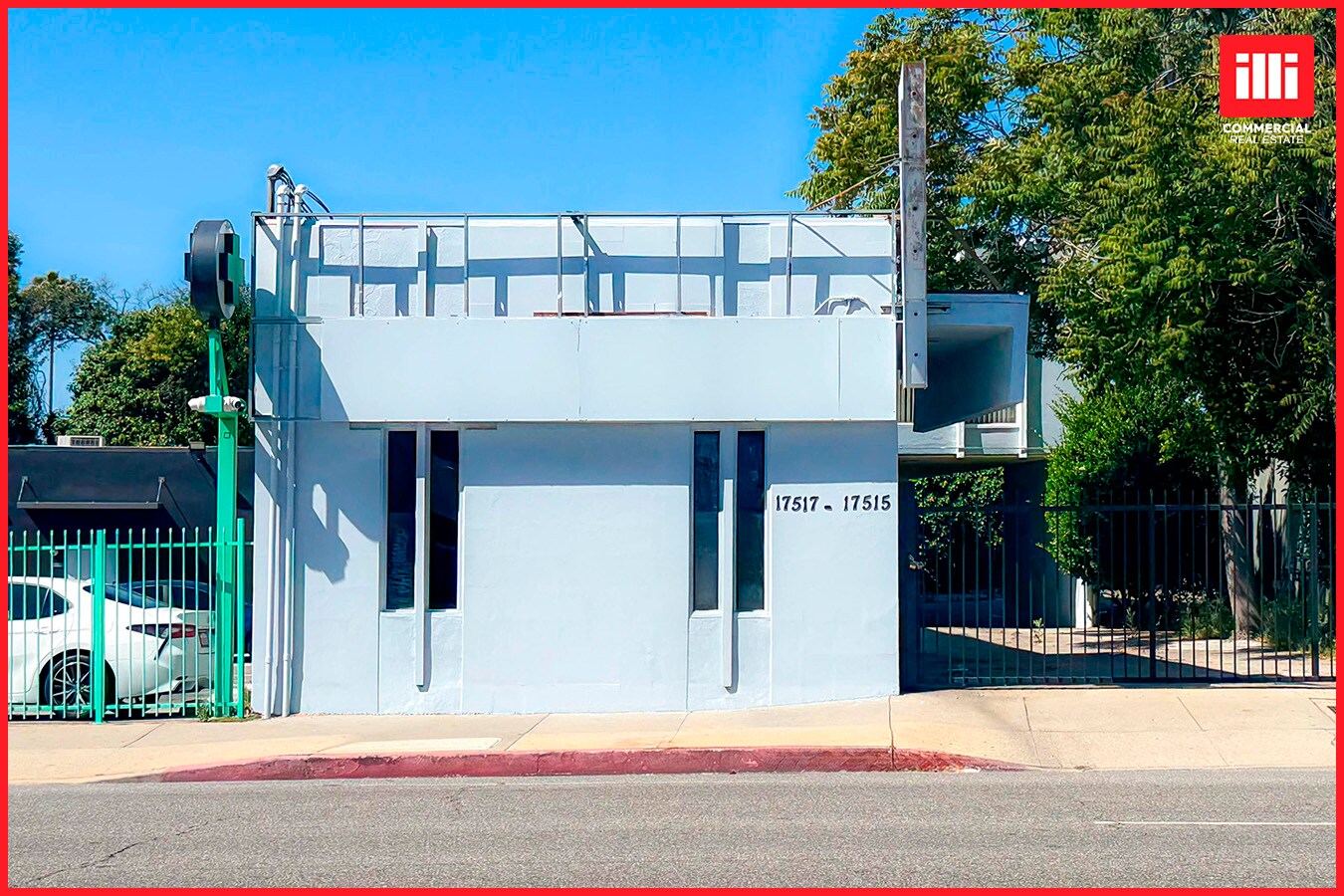 17517 Ventura Blvd, Encino, CA à louer Photo de l’immeuble– Image 1 sur 11