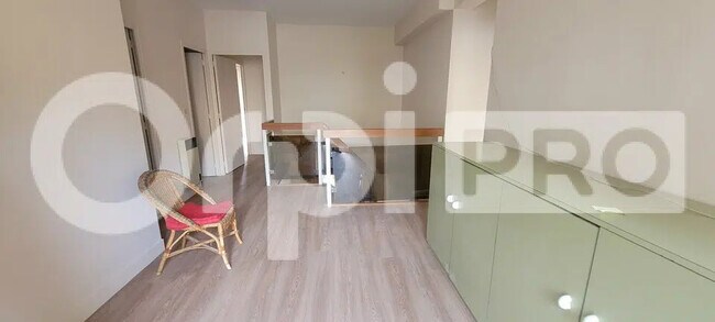 Plus de détails pour Bureau à vendre