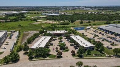 99 Regency Pky, Mansfield, TX à louer Photo intérieure– Image 1 sur 6