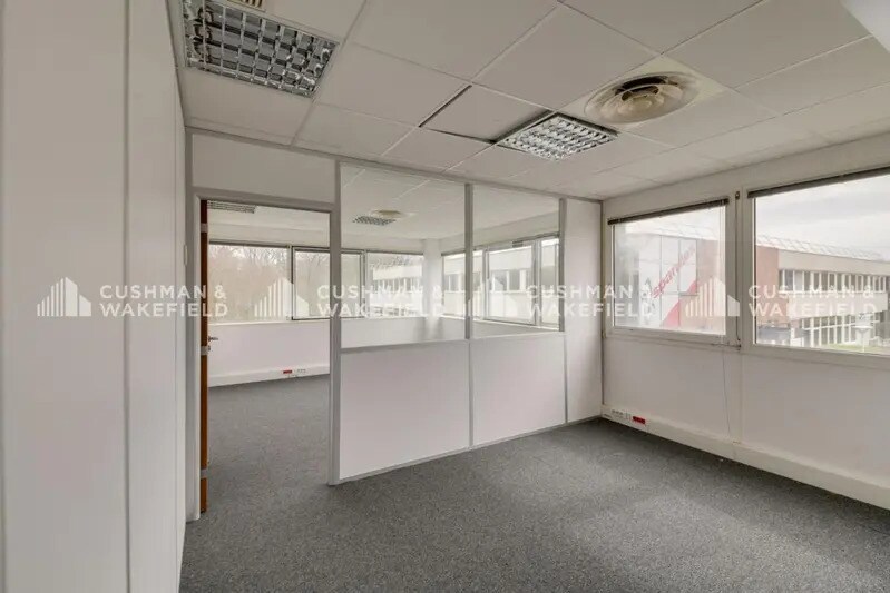Bureau dans Bièvres à louer - Photo intérieure – Image 3 sur 14