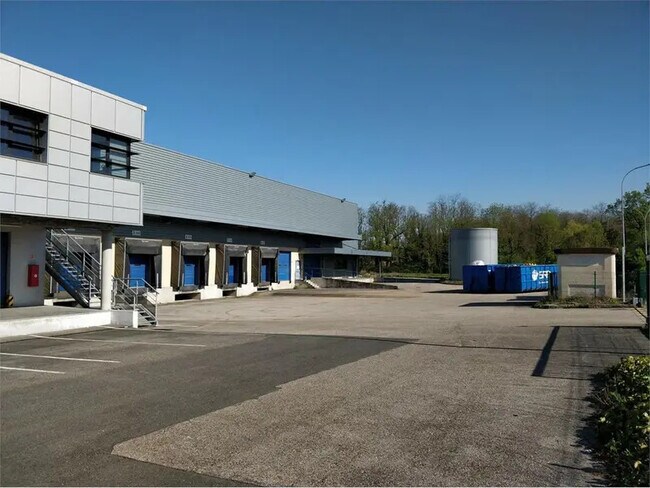 Plus de détails pour Industriel/Logistique à louer