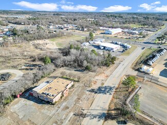 Plus de détails pour 2512 E Erwin St, Tyler, TX - Local d’activités à vendre