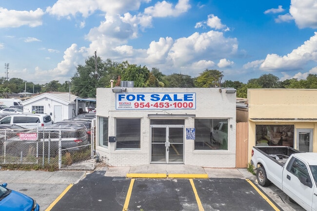 Plus de détails pour 1114 N State Road 7, Hollywood, FL - Local commercial à vendre