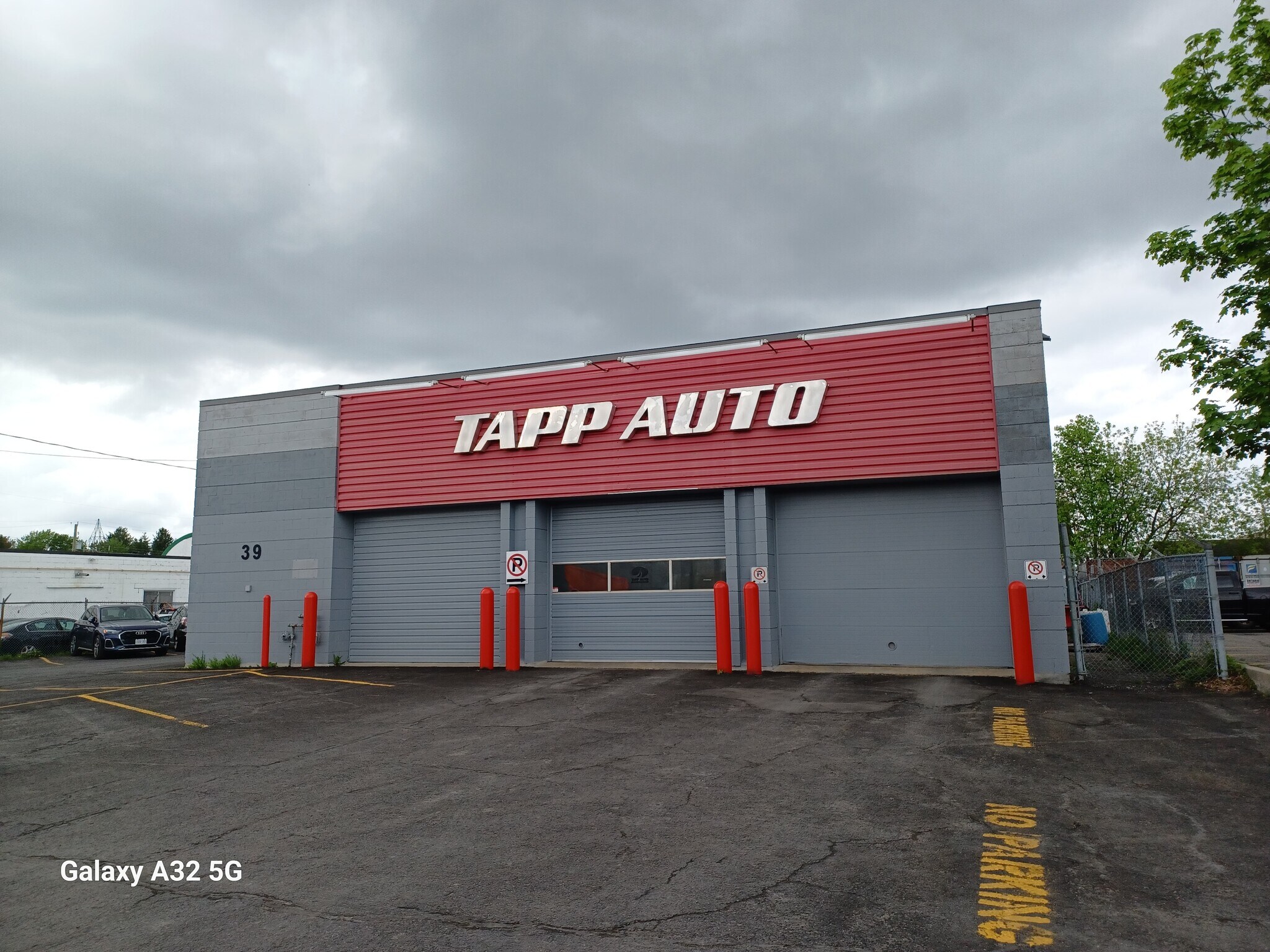 39 Cleopatra Dr, Nepean, ON à vendre Photo de l’immeuble– Image 1 sur 23