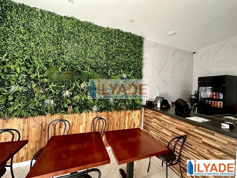 129 Avenue Roger Salengro, Marseille à louer - Photo intérieure – Image 2 sur 8