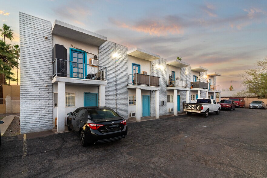 525 N 32nd St, Phoenix, AZ à vendre - Photo de l’immeuble – Image 2 sur 48