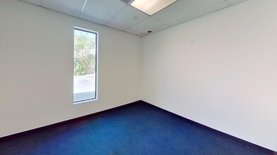 572 E McNab Rd, Pompano Beach, FL à louer Photo intérieure– Image 2 sur 12