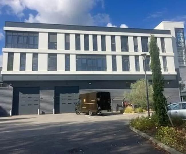 Plus de détails pour Bureau à vendre