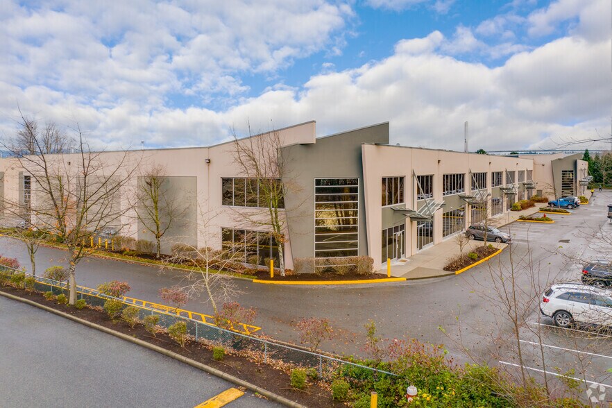 669 Ridley Pl, Delta, BC à louer - Photo de l’immeuble – Image 2 sur 7