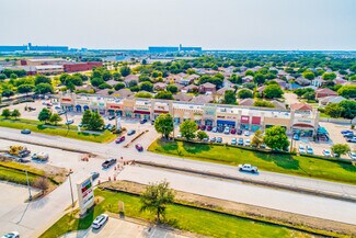 Plus de détails pour 900 N Blue Mound Rd, Saginaw, TX - Local commercial à louer