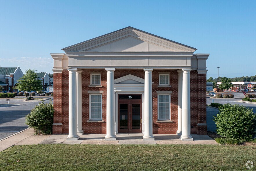 20 Shining Willow Way, La Plata, MD à louer - Photo de l’immeuble – Image 3 sur 7