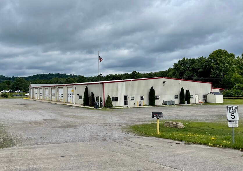 14 Sewer Branch Rd, Buckhannon, WV à louer - Photo de l’immeuble – Image 1 sur 14