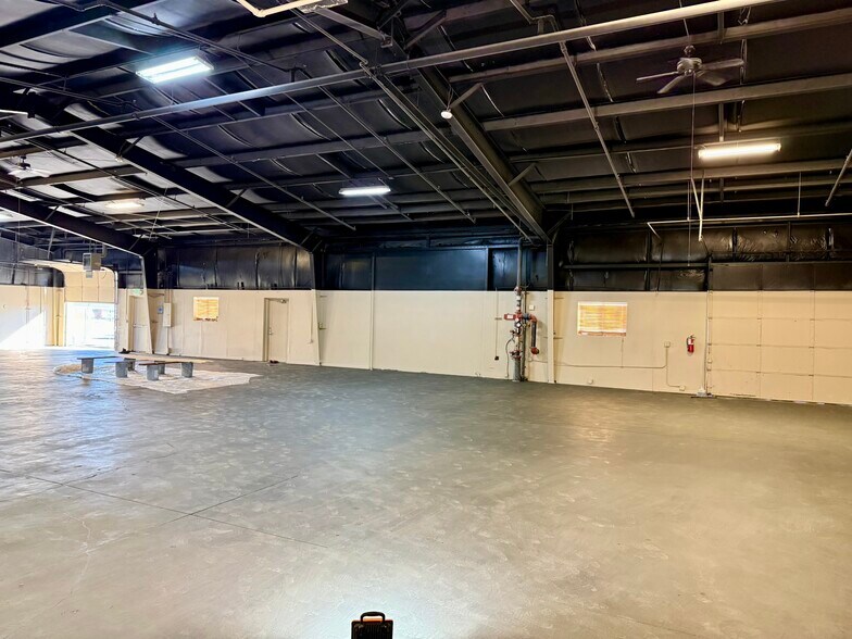 22 Cash Dr, Mound House, NV à louer - Photo intérieure – Image 3 sur 12