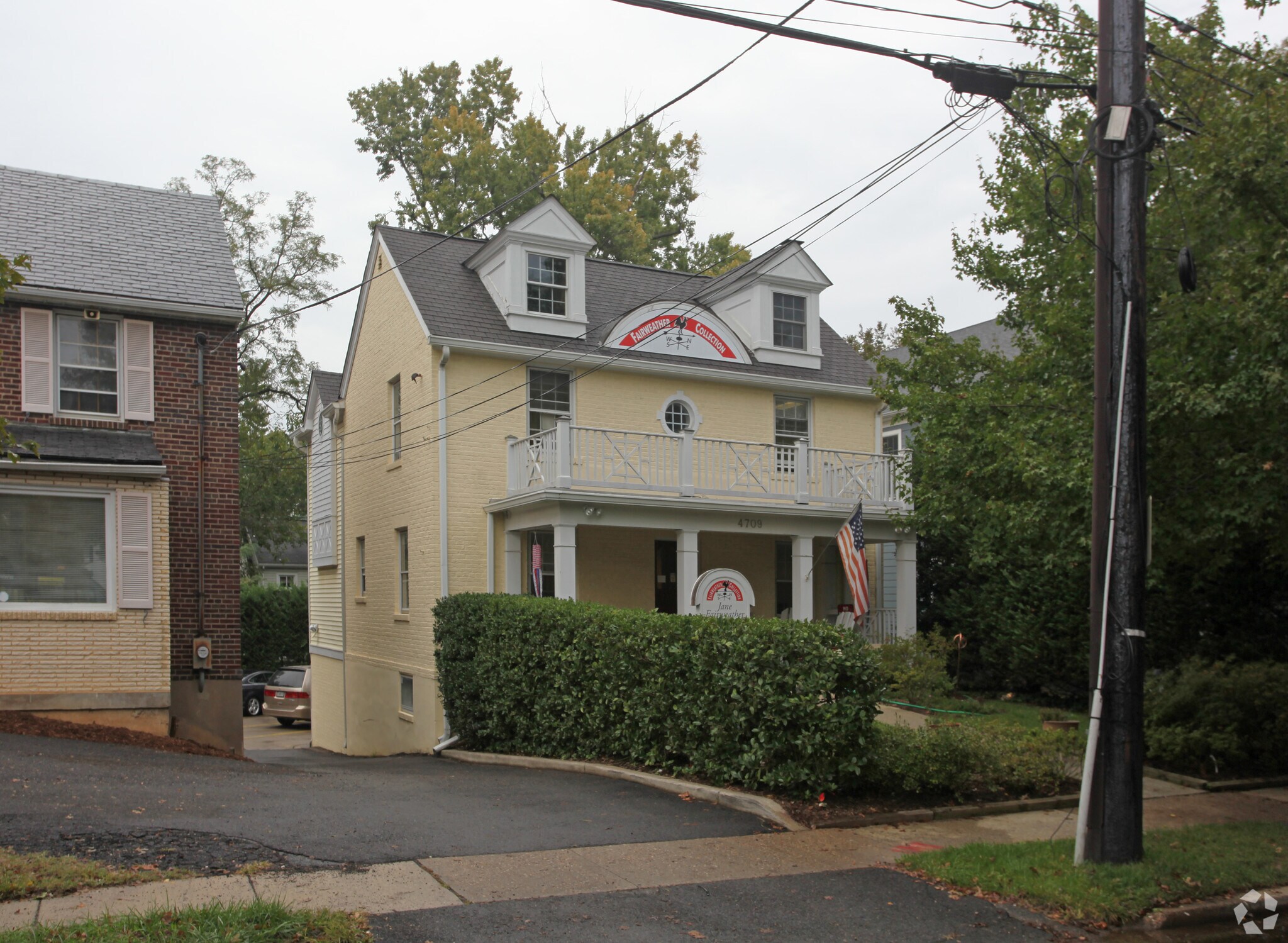4709 Maple Ave, Bethesda, MD à vendre Photo principale– Image 1 sur 3