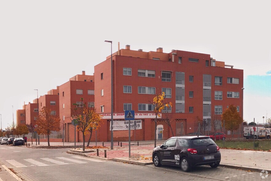 Calle de Montserrat Roig, 59, Torrejón de Ardoz, Madrid à vendre - Photo de l’immeuble – Image 1 sur 1