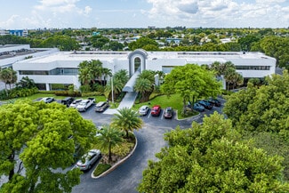 Plus de détails pour 1400 E Newport Center Dr, Deerfield Beach, FL - Bureau à louer