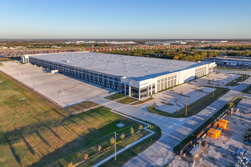 300 W Wintergreen Rd, Hutchins, TX à louer - Aérien – Image 3 sur 3
