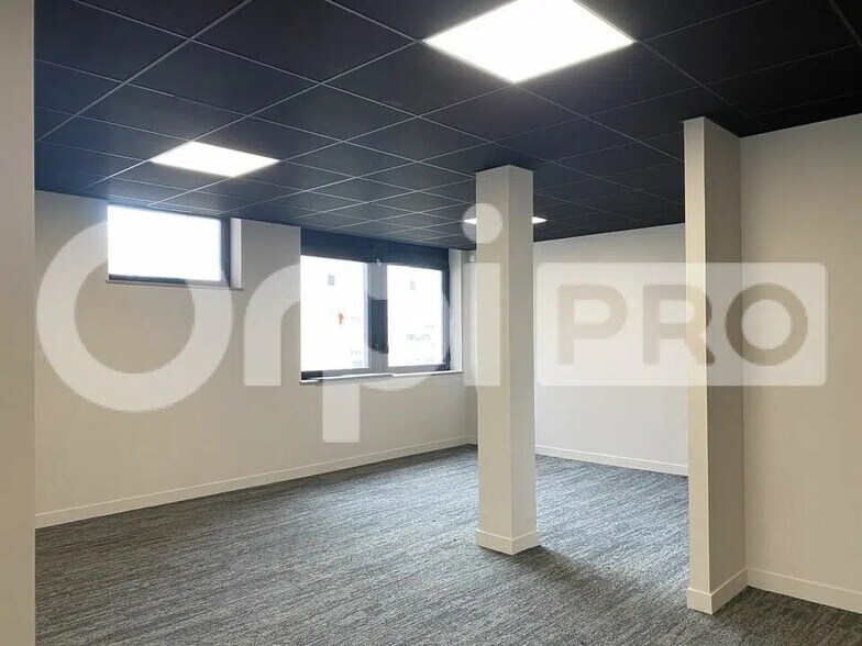 Bureau dans Le Havre à louer - Photo de l’immeuble – Image 3 sur 6