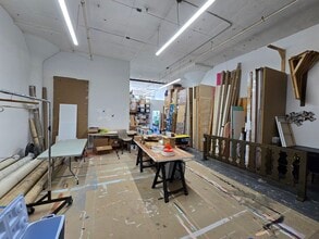 1717 Troutman St, Ridgewood, NY à louer Photo intérieure– Image 2 sur 4