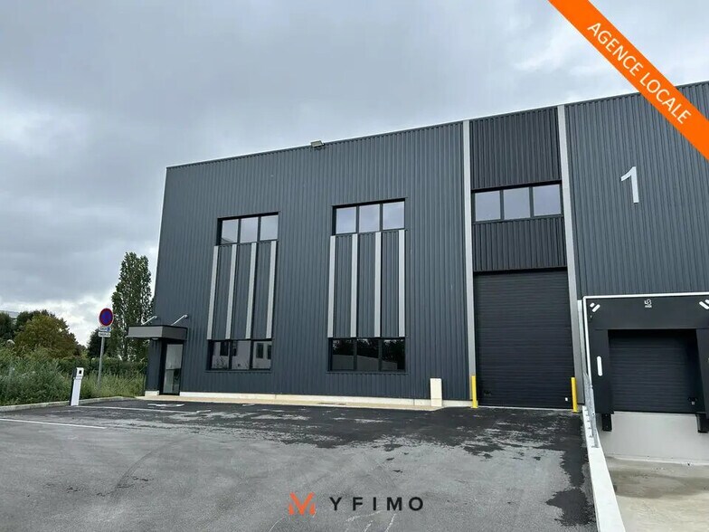 Industriel/Logistique dans Cergy à louer - Photo de l’immeuble – Image 2 sur 11