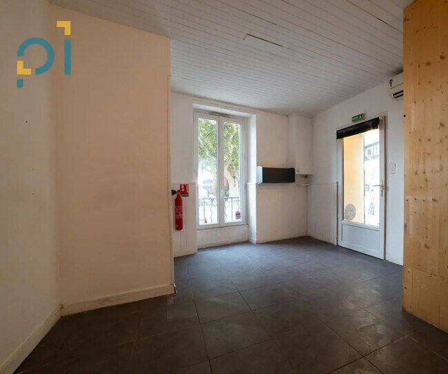 Plus de détails pour Local commercial à vendre